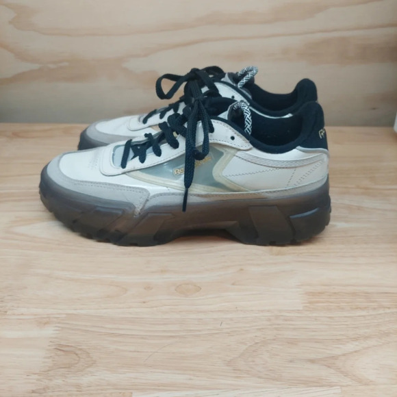 Reebok X Cardi B Club C sneakers shoes in Chalk & black size 9 Eur 40 - Picture 5 of 7